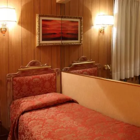 Venezia Отель 3*