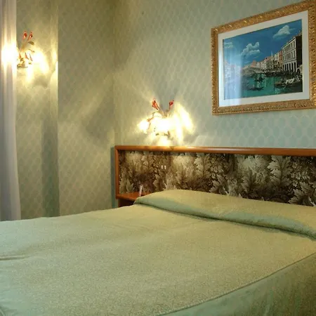 Venezia 3* Местре