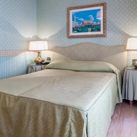 Venezia 3* Местре